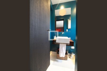 Apartamento à venda com 235m², 4 quartos e 1 vagaLavabo