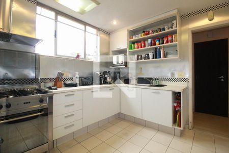 Apartamento à venda com 235m², 4 quartos e 1 vagaCozinha