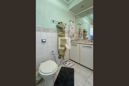 Casa de condomínio à venda com 600m², 5 quartos e 7 vagasBanheiro Corredor