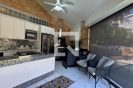 Casa de condomínio à venda com 600m², 5 quartos e 7 vagasChurrasqueira