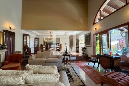 Casa de condomínio à venda com 600m², 5 quartos e 7 vagasSala