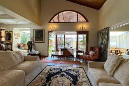 Casa de condomínio à venda com 600m², 5 quartos e 7 vagasSala