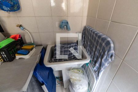 Apartamento à venda com 76m², 3 quartos e 1 vagaÁrea de serviço