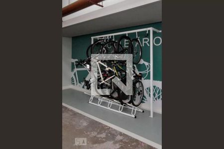 Studio à venda com 25m², 1 quarto e sem vaga Studio à venda com 25m², 1 quarto e sem vagaÁrea comum