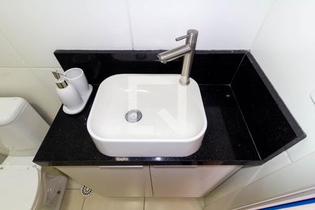 Banheiro de apartamento para alugar com 1 quarto, 24m² em Vila Prudente, São Paulo