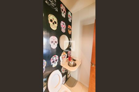 Apartamento à venda com 120m², 2 quartos e 1 vaga Apartamento à venda com 120m², 2 quartos e 1 vagaLavabo da cobertura