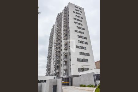 Apartamento à venda com 44m², 2 quartos e 1 vaga Apartamento à venda com 44m², 2 quartos e 1 vagaFachada e portaria