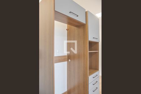 Apartamento à venda com 44m², 2 quartos e 1 vaga Apartamento à venda com 44m², 2 quartos e 1 vagaCozinha e Área de Serviço