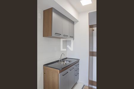 Apartamento à venda com 44m², 2 quartos e 1 vaga Apartamento à venda com 44m², 2 quartos e 1 vagaCozinha e Área de Serviço