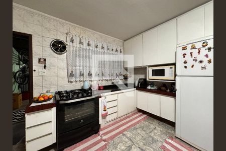 Casa à venda com 150m², 3 quartos e 2 vagas Casa à venda com 150m², 3 quartos e 2 vagasCozinha