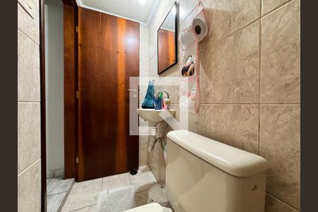 Casa à venda com 150m², 3 quartos e 2 vagas Casa à venda com 150m², 3 quartos e 2 vagasLavabo