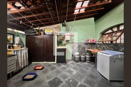 Casa à venda com 150m², 3 quartos e 2 vagas Casa à venda com 150m², 3 quartos e 2 vagasLavanderia