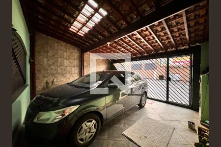 Casa à venda com 150m², 3 quartos e 2 vagas Casa à venda com 150m², 3 quartos e 2 vagasGaragem