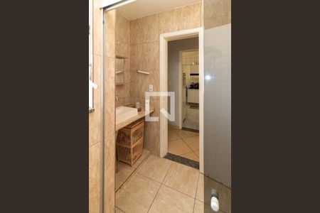 Apartamento à venda com 93m², 3 quartos e 1 vaga Apartamento à venda com 93m², 3 quartos e 1 vagaBanheiro