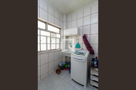 Apartamento à venda com 93m², 3 quartos e 1 vaga Apartamento à venda com 93m², 3 quartos e 1 vagaCozinha e Área de Serviço