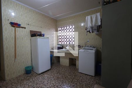 Casa à venda com 427m², 5 quartos e 4 vagasLavanderia Casa 2