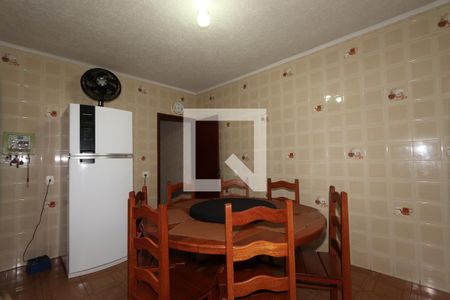 Casa à venda com 427m², 5 quartos e 4 vagasCozinha