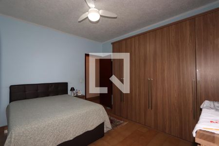 Casa à venda com 427m², 5 quartos e 4 vagasQuarto 2