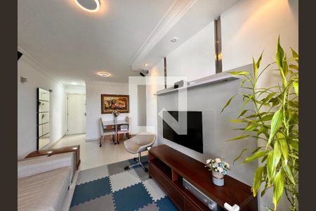 Sala de apartamento para alugar com 3 quartos, 75m² em Vila Gilda, Santo André