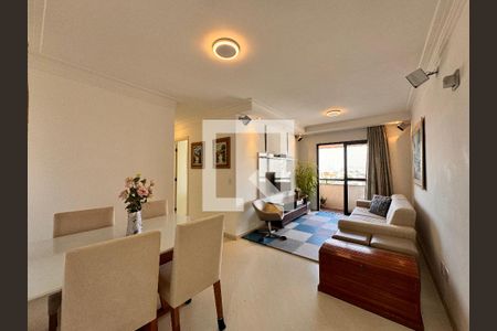 Sala de apartamento para alugar com 3 quartos, 75m² em Vila Gilda, Santo André