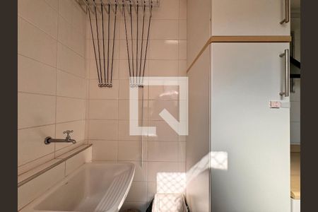 Apartamento à venda com 75m², 3 quartos e 2 vagas Apartamento à venda com 75m², 3 quartos e 2 vagasLavanderia