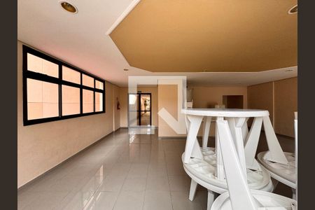 Apartamento à venda com 75m², 3 quartos e 2 vagas Apartamento à venda com 75m², 3 quartos e 2 vagasÁrea comum - Salão de festas