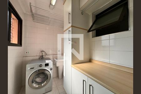 Apartamento à venda com 75m², 3 quartos e 2 vagas Apartamento à venda com 75m², 3 quartos e 2 vagasLavanderia
