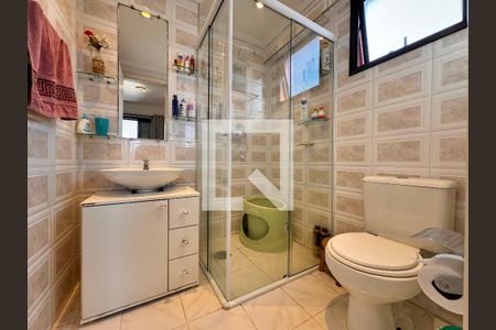 Apartamento à venda com 75m², 3 quartos e 2 vagas Apartamento à venda com 75m², 3 quartos e 2 vagasBanheiro da Suíte