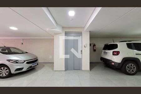 Apartamento à venda com 120m², 2 quartos e 2 vagasElevador 