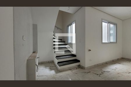 Apartamento à venda com 120m², 2 quartos e 2 vagasCozinha 