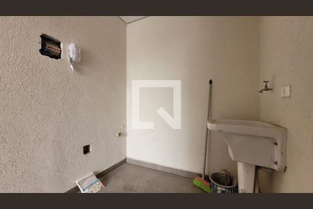 Apartamento à venda com 120m², 2 quartos e 2 vagasLavanderia 