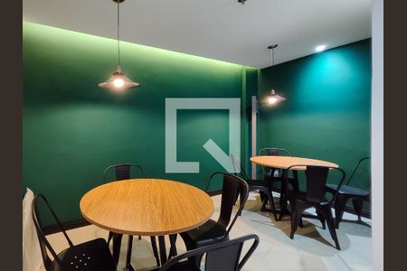 Apartamento à venda com 38m², 1 quarto e sem vaga Apartamento à venda com 38m², 1 quarto e sem vagaSalão de jogos