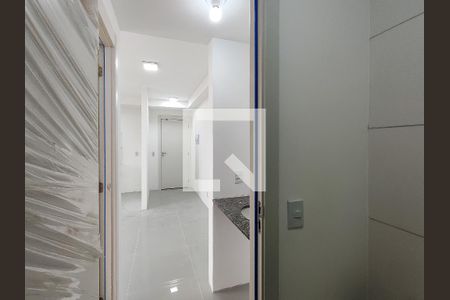Apartamento à venda com 38m², 1 quarto e sem vaga Apartamento à venda com 38m², 1 quarto e sem vagaBanheiro Corredor