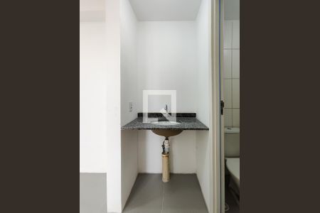 Apartamento à venda com 38m², 1 quarto e sem vaga Apartamento à venda com 38m², 1 quarto e sem vagaBanheiro Corredor