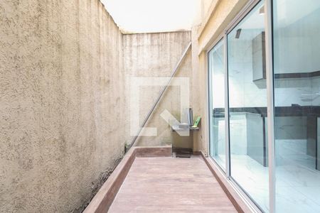 Varanda  de casa para alugar com 3 quartos, 245m² em Vila Granada, São Paulo