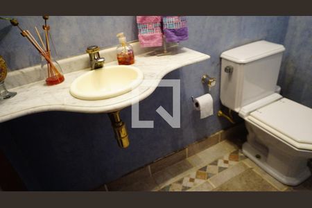 Casa de condomínio para alugar com 460m², 4 quartos e 2 vagasLavabo