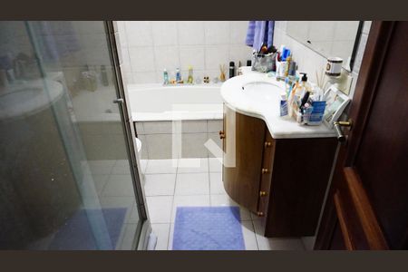 Casa de condomínio para alugar com 460m², 4 quartos e 2 vagasBanheiro Suite