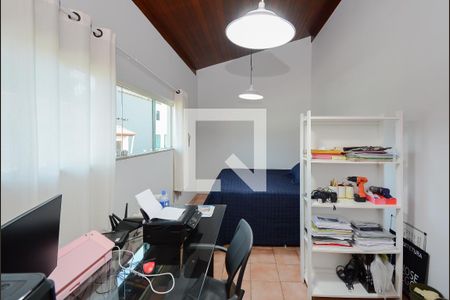 Casa à venda com 228m², 4 quartos e 2 vagas Casa à venda com 228m², 4 quartos e 2 vagasQuarto 3