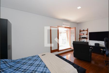 Casa à venda com 228m², 4 quartos e 2 vagas Casa à venda com 228m², 4 quartos e 2 vagasQuarto 4 (suíte )