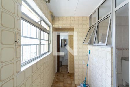 Apartamento à venda com 72m², 2 quartos e 1 vagaÁrea de Serviço