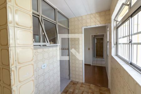 Apartamento à venda com 72m², 2 quartos e 1 vagaÁrea de Serviço