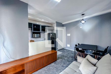 Sala de apartamento para alugar com 1 quarto, 40m² em Vila Regente Feijó, São Paulo