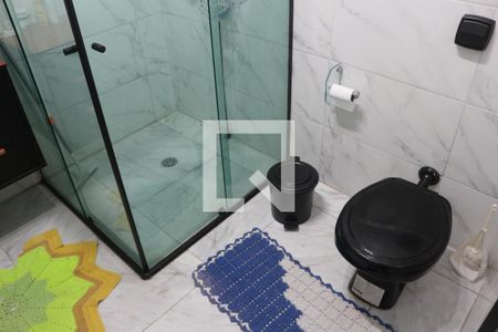 Casa à venda com 270m², 4 quartos e 3 vagasBanheiro da Suíte 1