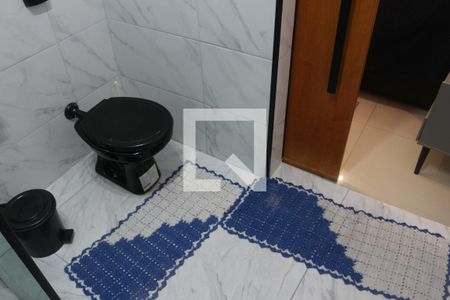 Casa à venda com 270m², 4 quartos e 3 vagasBanheiro da Suíte 1