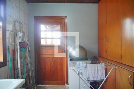 Casa à venda com 630m², 3 quartos e 2 vagas Casa à venda com 630m², 3 quartos e 2 vagasÁrea de Serviço
