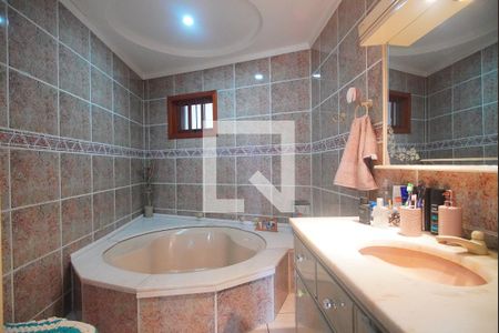 Casa à venda com 630m², 3 quartos e 2 vagas Casa à venda com 630m², 3 quartos e 2 vagasBanheiro da Suíte