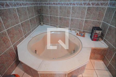 Casa à venda com 630m², 3 quartos e 2 vagas Casa à venda com 630m², 3 quartos e 2 vagasBanheiro da Suíte