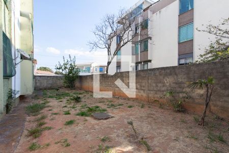 Apartamento à venda com 81m², 3 quartos e 1 vaga Apartamento à venda com 81m², 3 quartos e 1 vagaÁrea