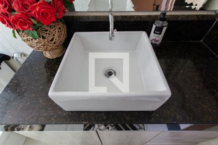 Apartamento à venda com 81m², 3 quartos e 1 vaga Apartamento à venda com 81m², 3 quartos e 1 vagaBanheiro