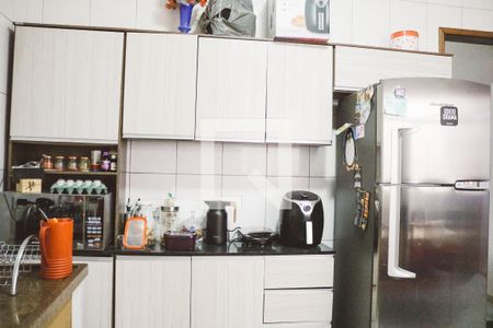Casa à venda com 300m², 4 quartos e 3 vagas Casa à venda com 300m², 4 quartos e 3 vagasCozinha